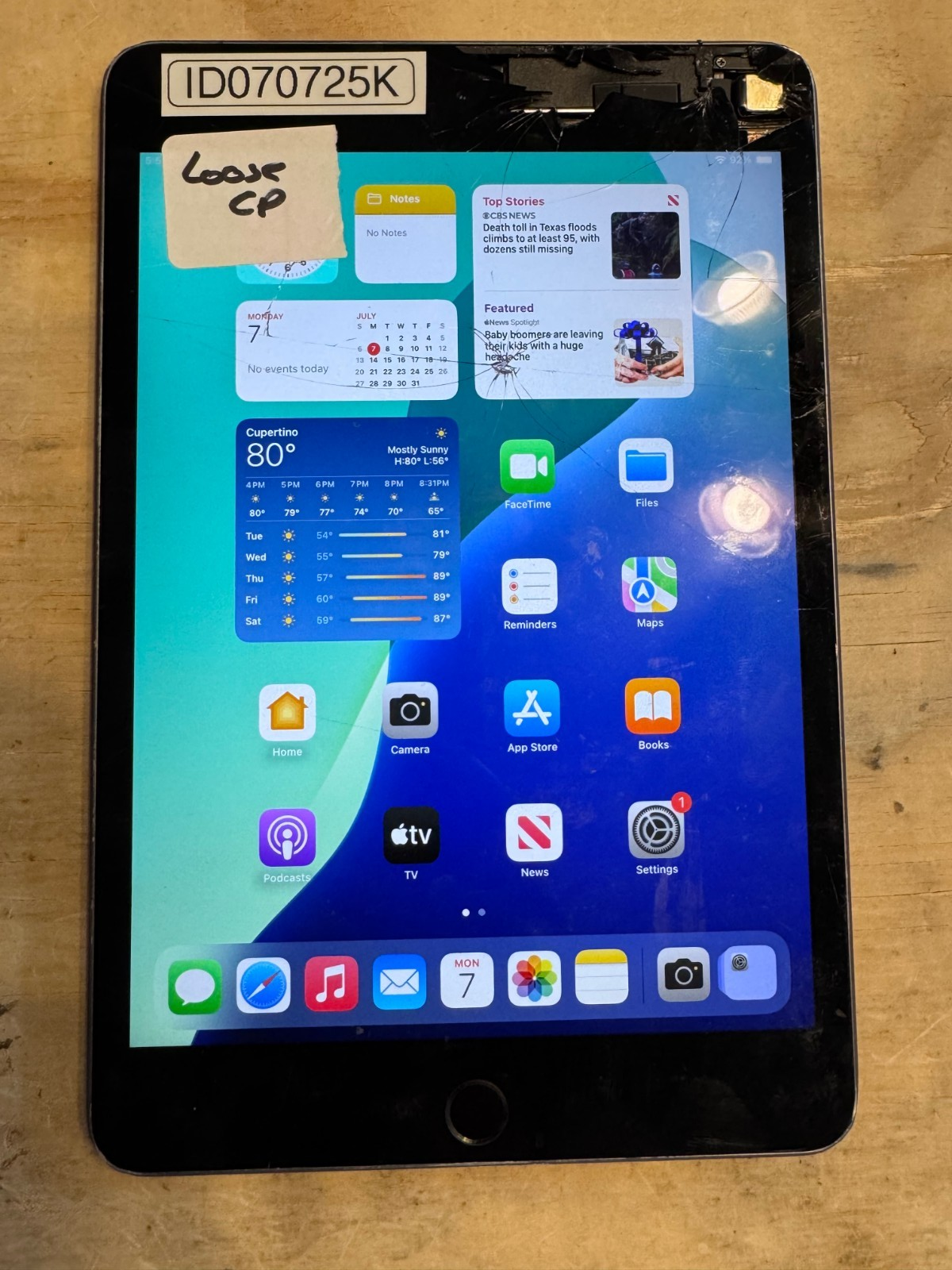iPad mini 第5世代　Wi-Fi+cellular 64GB Apple iPad Mini 5th Gen 7.9in 64GB/256GB - WIFI ONLY