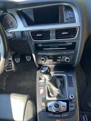 image 6 of interior