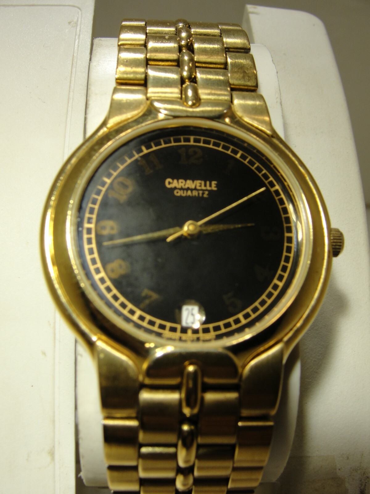 caravelle quartz watch price