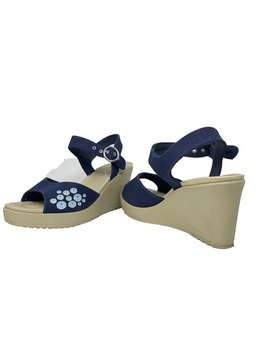 【廃盤品♦︎ 新品タグ付】crocs ハバナ サンダル ウェッジソール W8 白 廃盤品♦︎ 新品タグ付】crocs ハバナ サンダル ウェッジソール