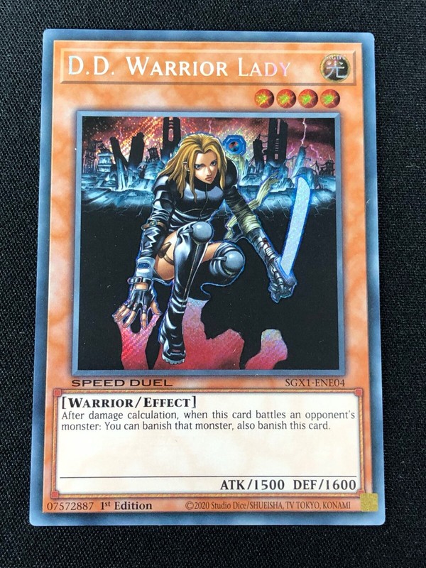 Yu-Gi-Oh : GLD1-EN015 Limited Ed D. D. Warrior Lady Gold Ultra Rare Card