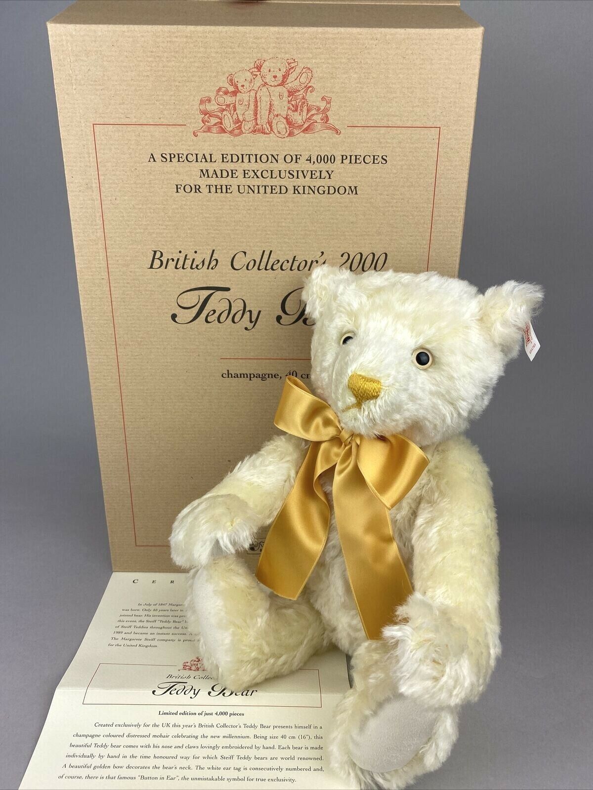 Steiff British Collector’s 2000 Teddy Bear - Ltd Edition - 40cm - EAN:654763 Steiff British Collector’s 2000 Teddy Bear - Ltd Edition - 40cm - EAN:654763