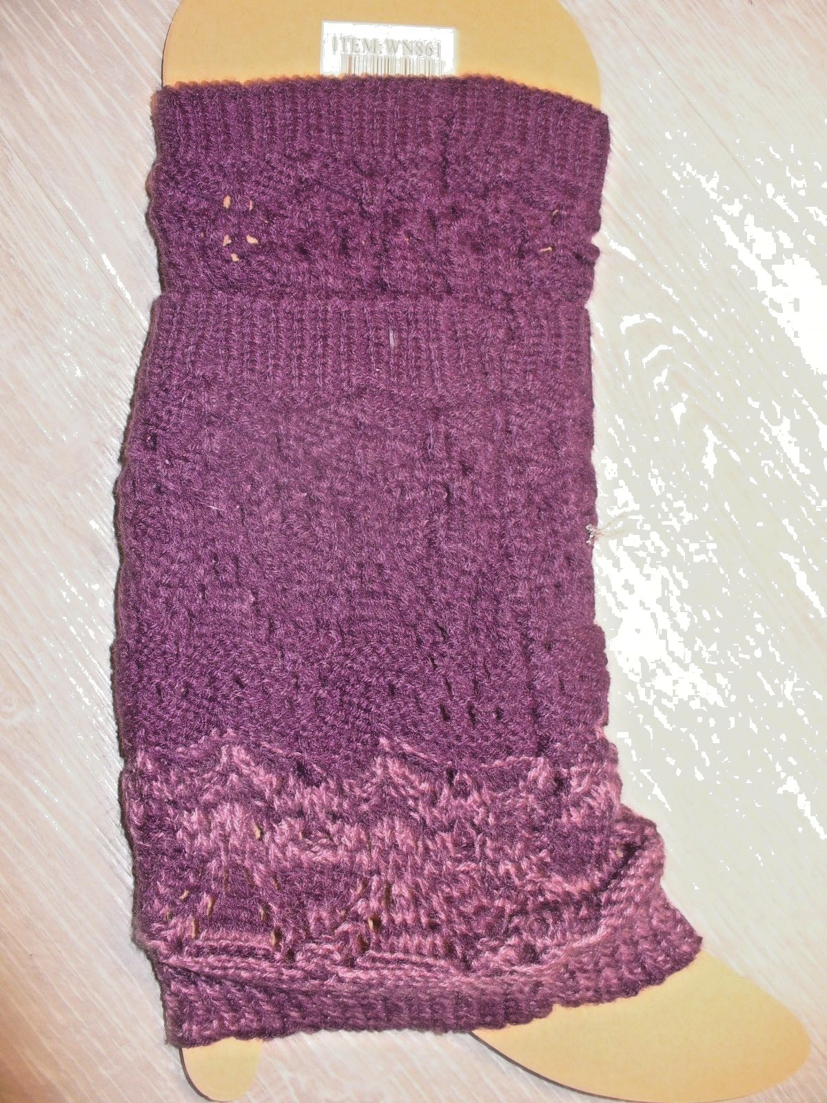 NIP Women's  Boot Cuff / Leg Warmer Purple w/ Buttons