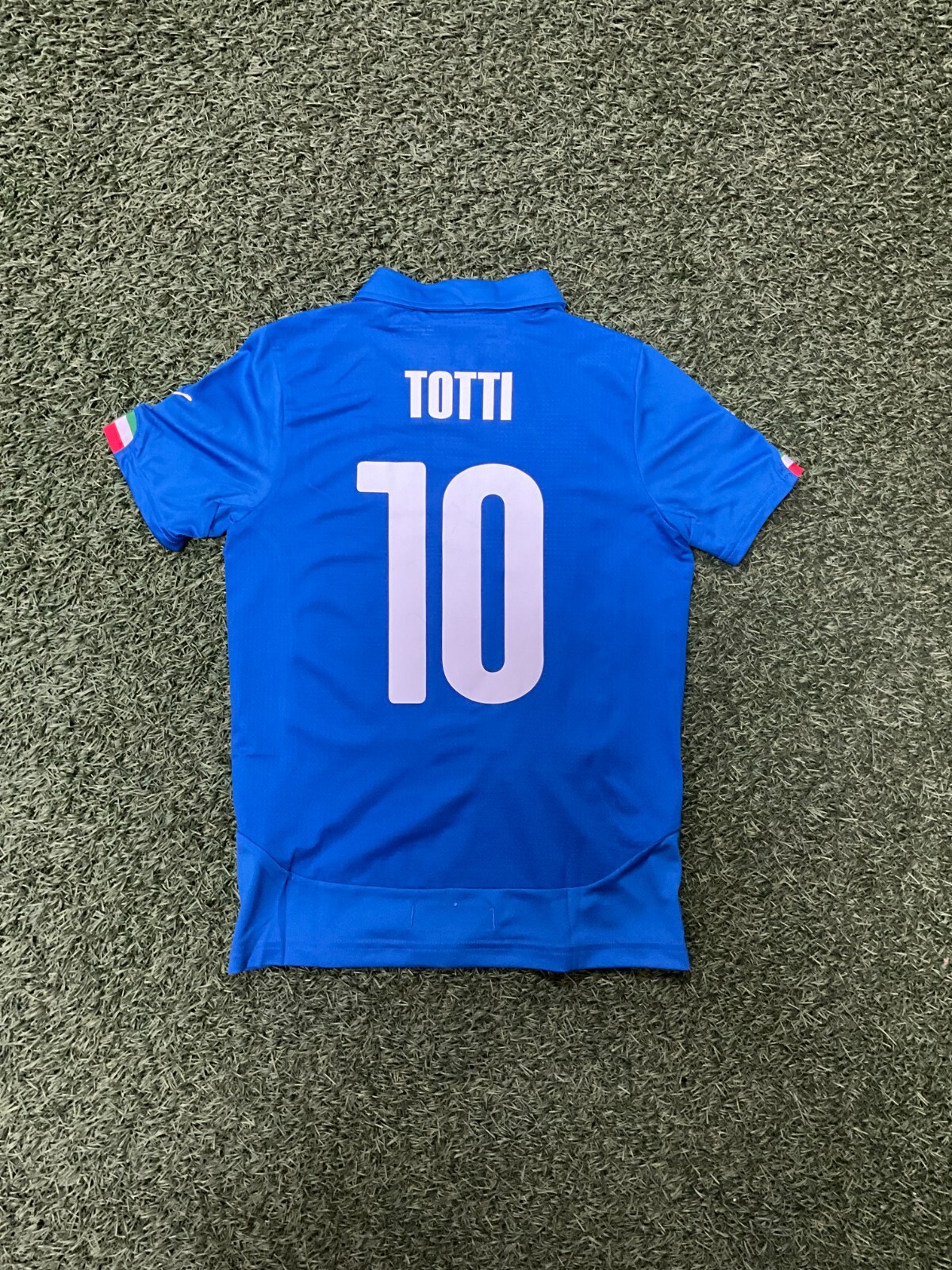 PUMA イタリア代表 TOTTI 10 シャツ PUMA イタリア代表 TOTTI 10 シャツ