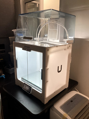 Ultimaker S5 Pro Bundle including Air Manager and Extra Materials