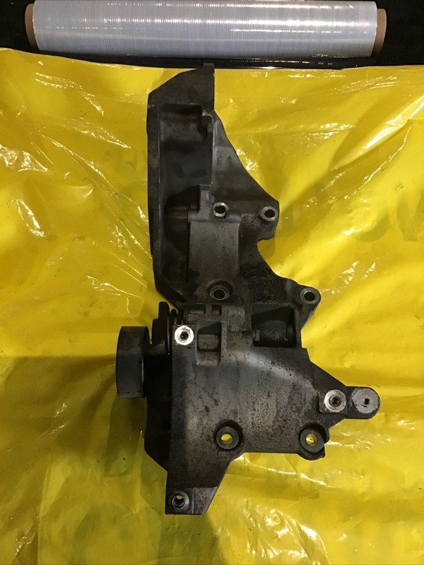 Aggregathalter Vw 03l903143k Vw Audi Seat Skoda 1.6tdi Golf Caddy Polo