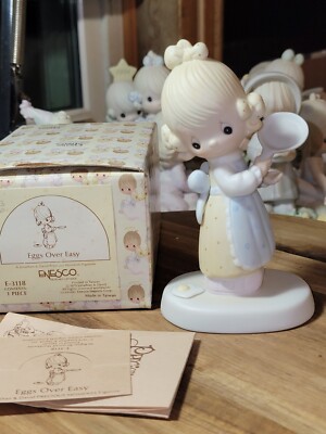Precious Moments Eggs Over Easy 1979 Jonathan & David E-3118 w/ Box