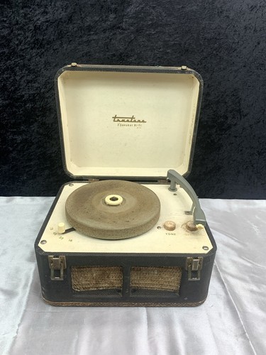 VINTAGE!!! Truetone D5888 Two-Speaker Hi-Fi Record Player