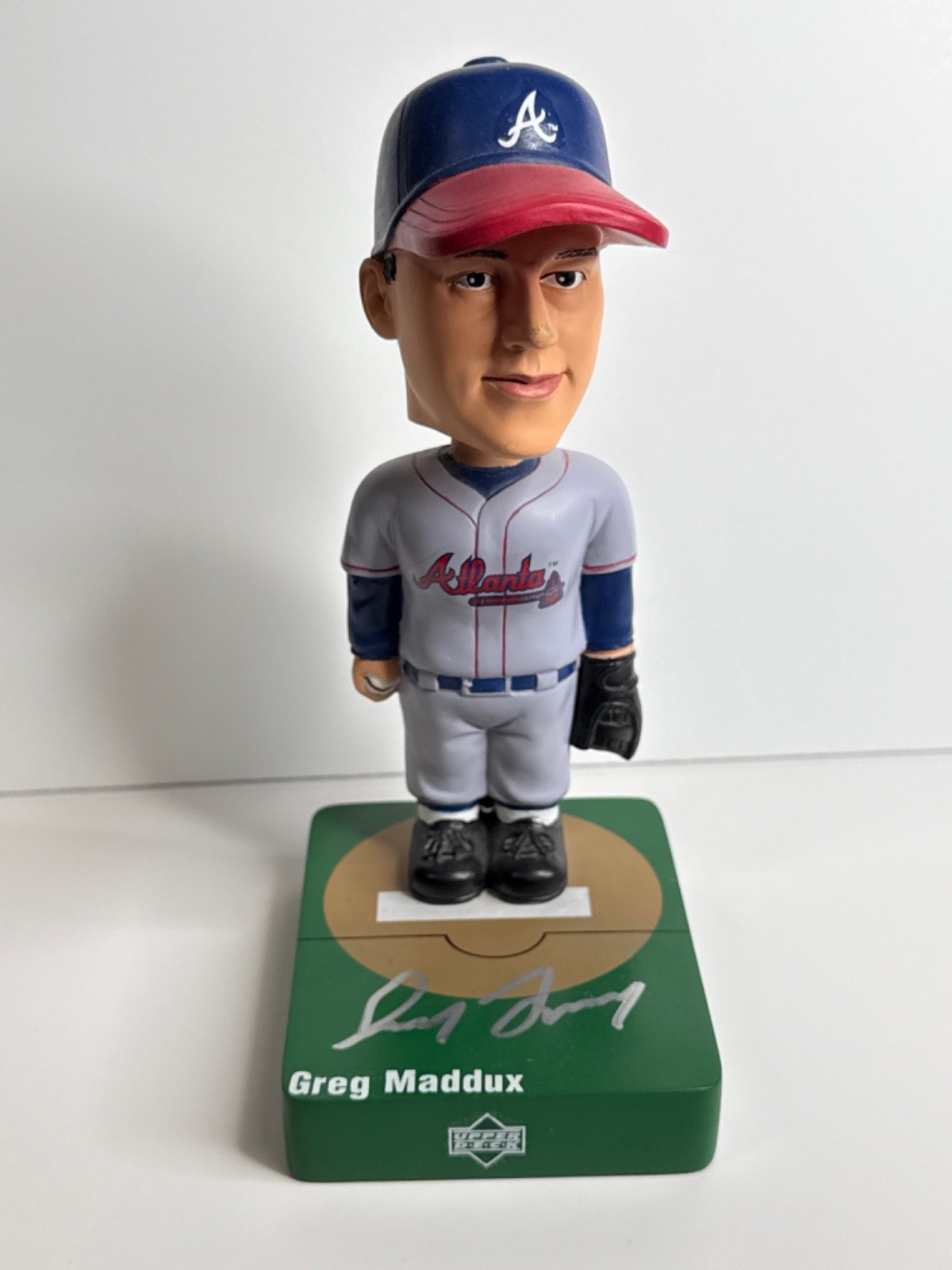 ガーボンタ デービスBOBBLE HEAD Greg Maddux Signed Atlanta Braves Bobblehead PSA AF61645 | eBay