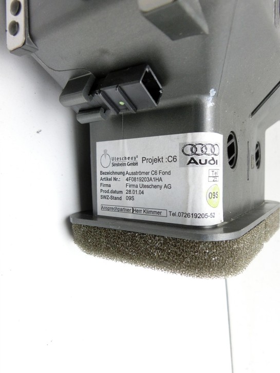 Audi A6 4F C6 05-09 Luftdusche Luftdüse Mitte Hinten Audi A6 4F C6 05-09 09.03.2004 4F0819203B 4F0819203A... Vorschau 3