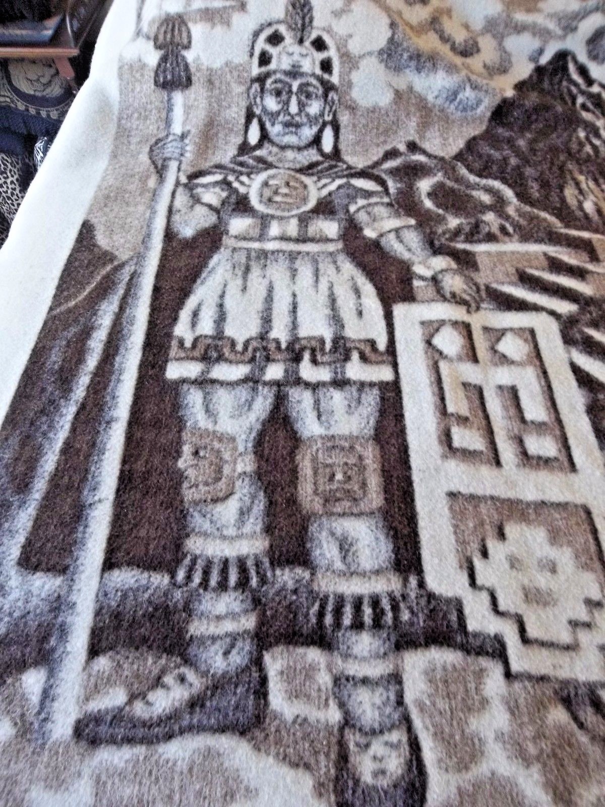 Vtg HUANCATEX Throw Blanket Alpaca Llama Wool Brown INCA Peru 66 x 78 Reversable