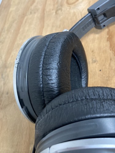 Sony MDR-XD200 Stereo Headphones Over Ear Studio Monitors