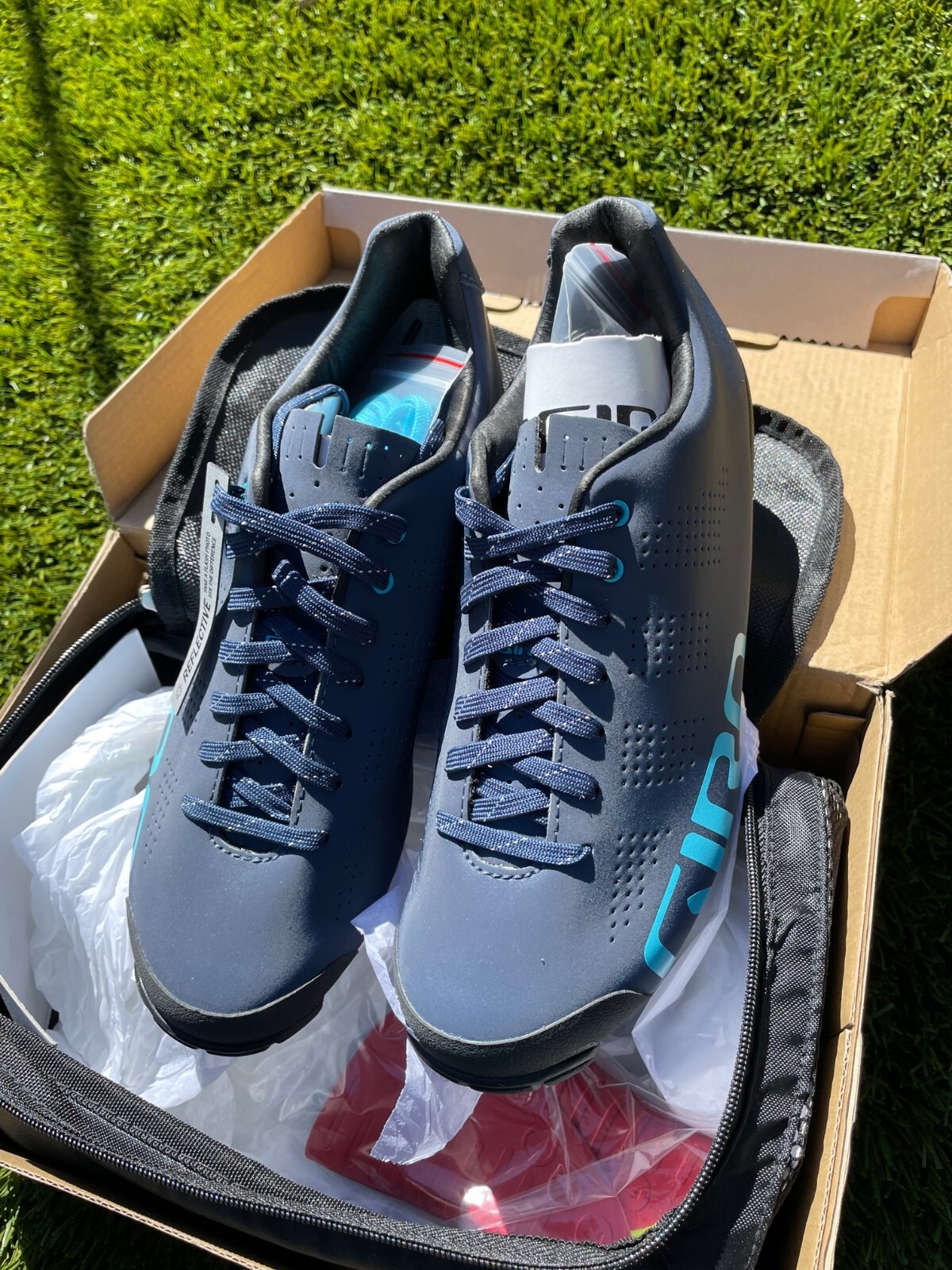 NEW- Giro, Empire VR90 Women's MTB shoe EU 40, US 8.5 - Reflective Midnight