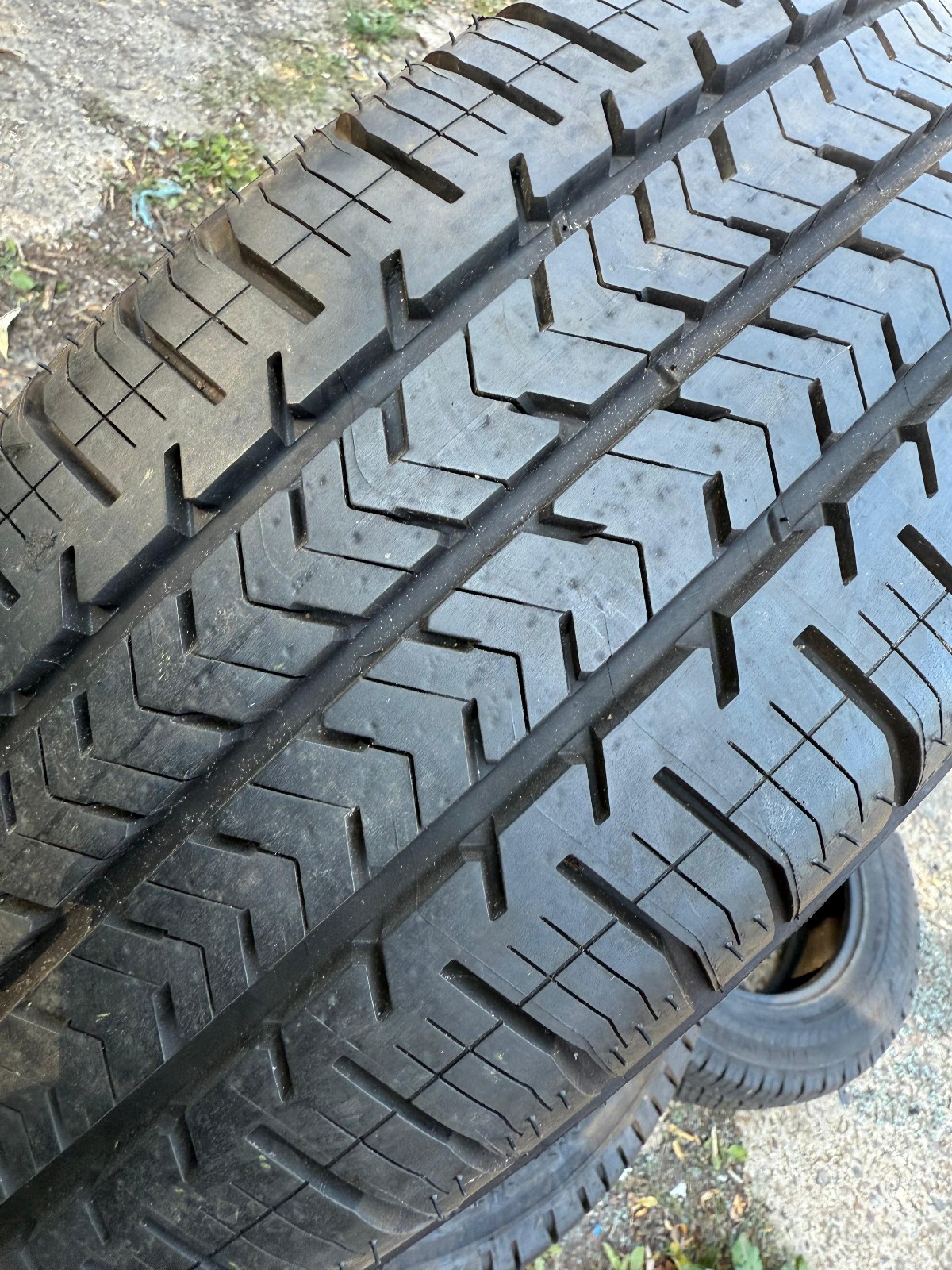 New 215 65 16C Michelin, Agilis 51, M+S 106/104T x1 Single Tyre (F1_tyres) YD171