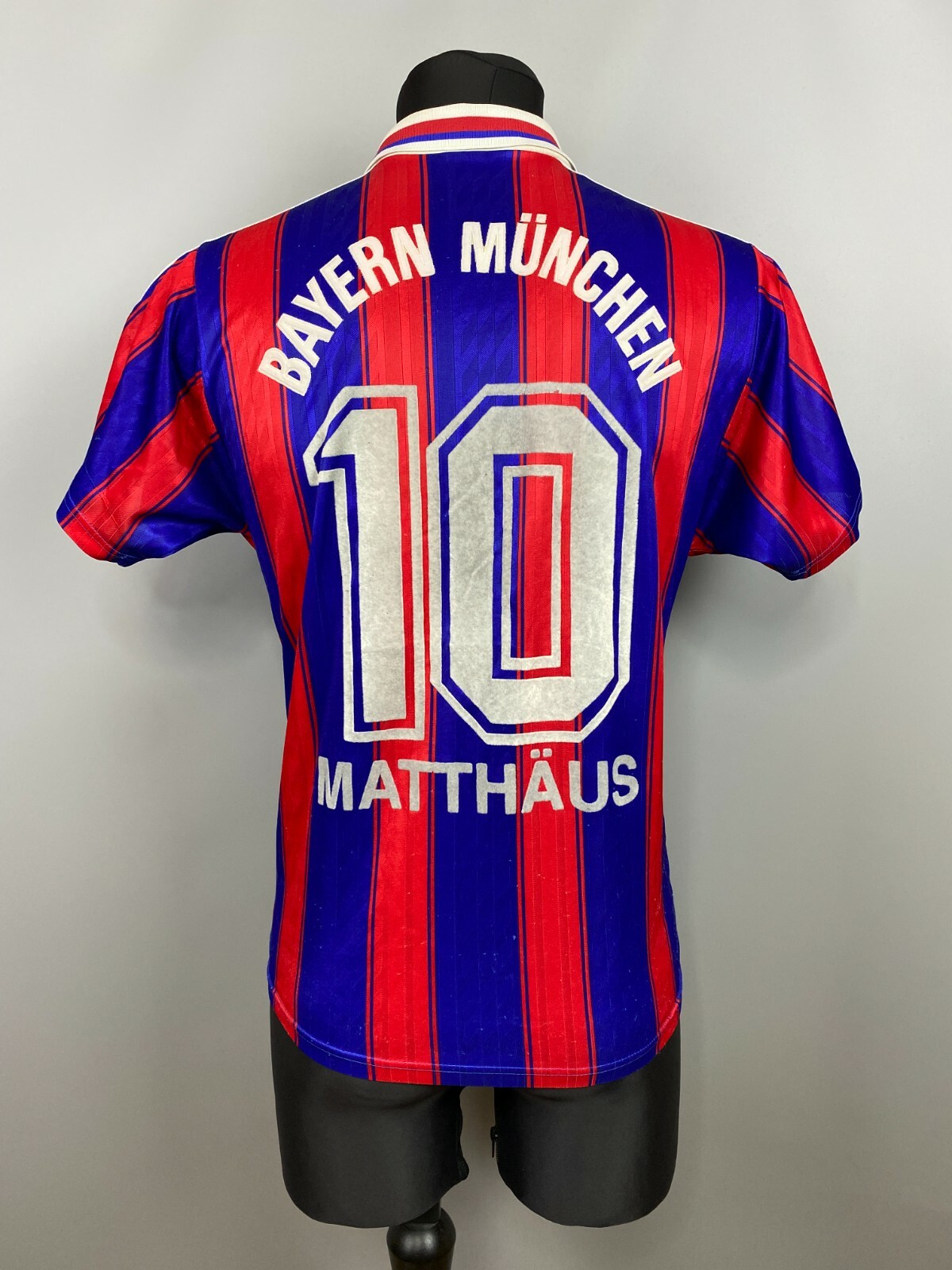 BAYERN MUNCHEN 1995 1997 MATTHAUS HOME SHIRT FOOTBALL SOCCER BAYERN MUNCHEN 1995 1997 MATTHAUS HOME SHIRT FOOTBALL SOCCER