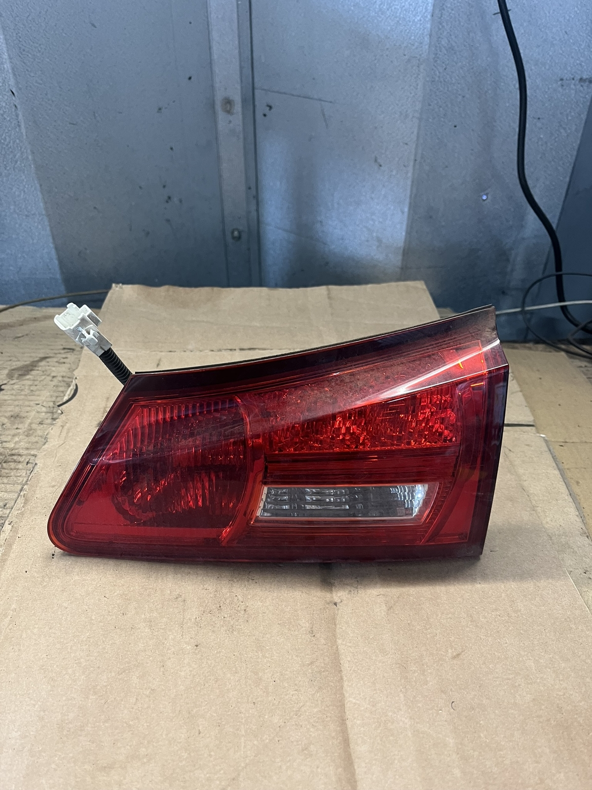 2007 Lexus IS220 Bootlid Tailgate EX20 05-12 IS250 Right Rear Light