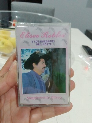 CASSETTE TAPE ELISEO ROBLES Y LOS BARBAROS DEL NORTE.- SIMPLEMENTE ELISEO.