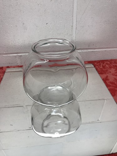 Small Fish Bowl Glass Size: 4 C. Drum est. size . 5.25 L x 5.25 W x 5.25 H