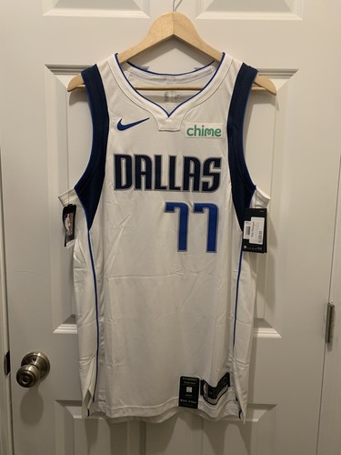  Luka Doncic Dallas Mavericks White #77 Youth 8-20