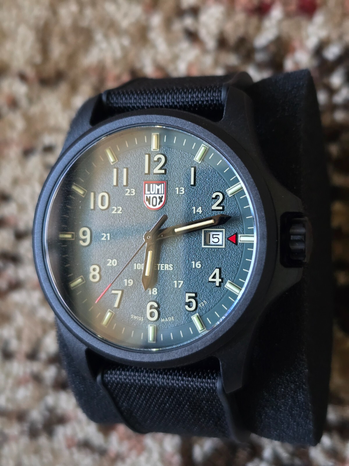 Pre-owned Luminox Men's Atacama Field Sapphire Crystal Dark Green Watch Xl.1977