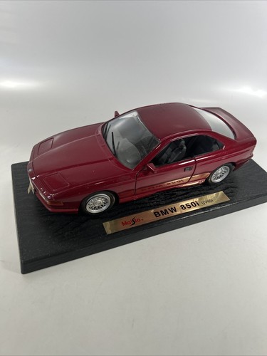 Revell BMW 850i ダイキャスト 1:24 Revell BMW 850i ダイキャスト 1:24 - メルカリ