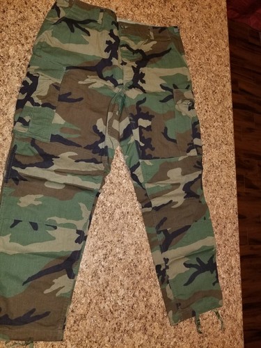 US Army BDU's UNIFORM Top & Bottom Size Large Regular Woodland Camo Camouflage