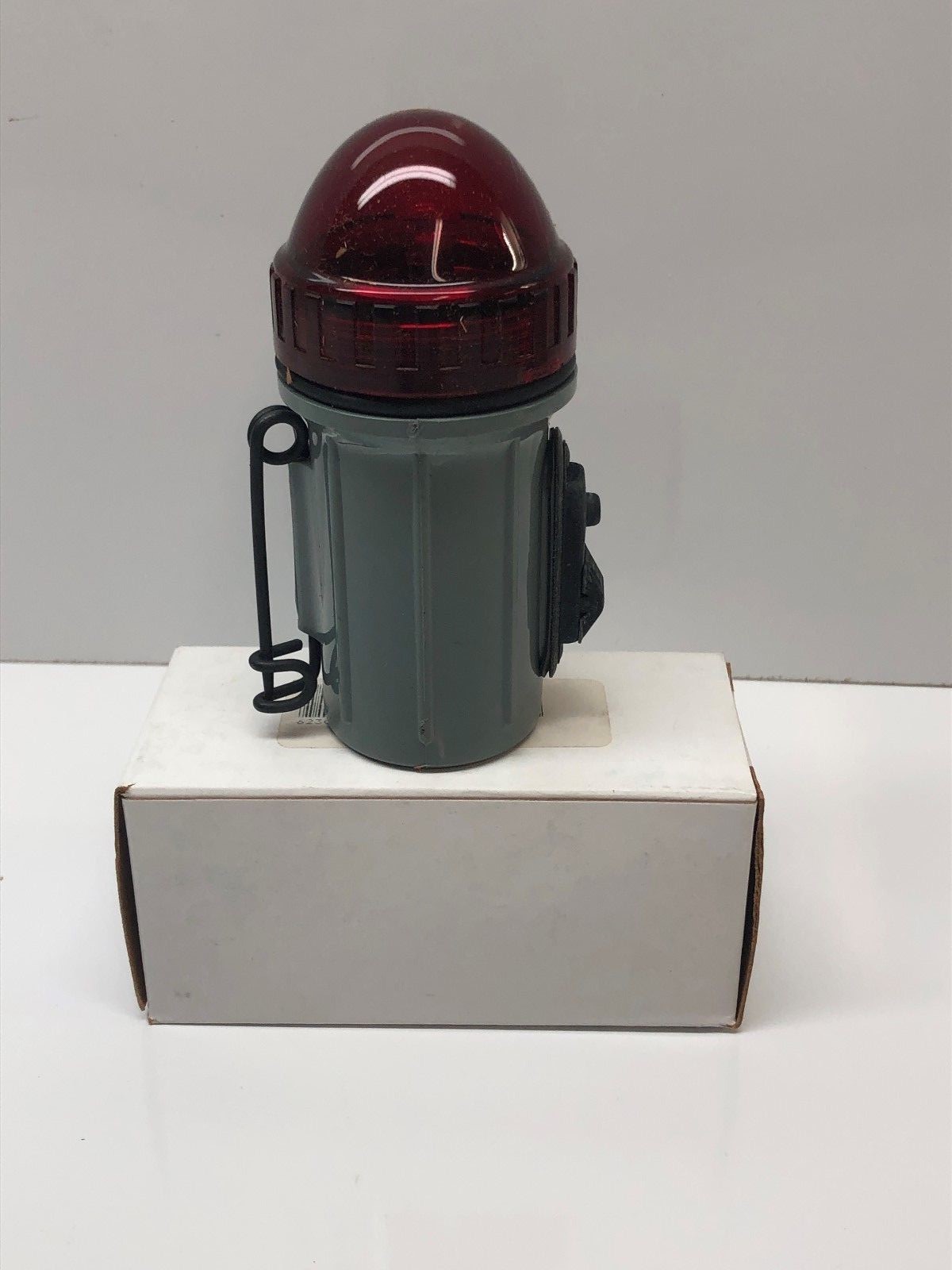 FULTON RED DISTRESS MARKER LIGHT