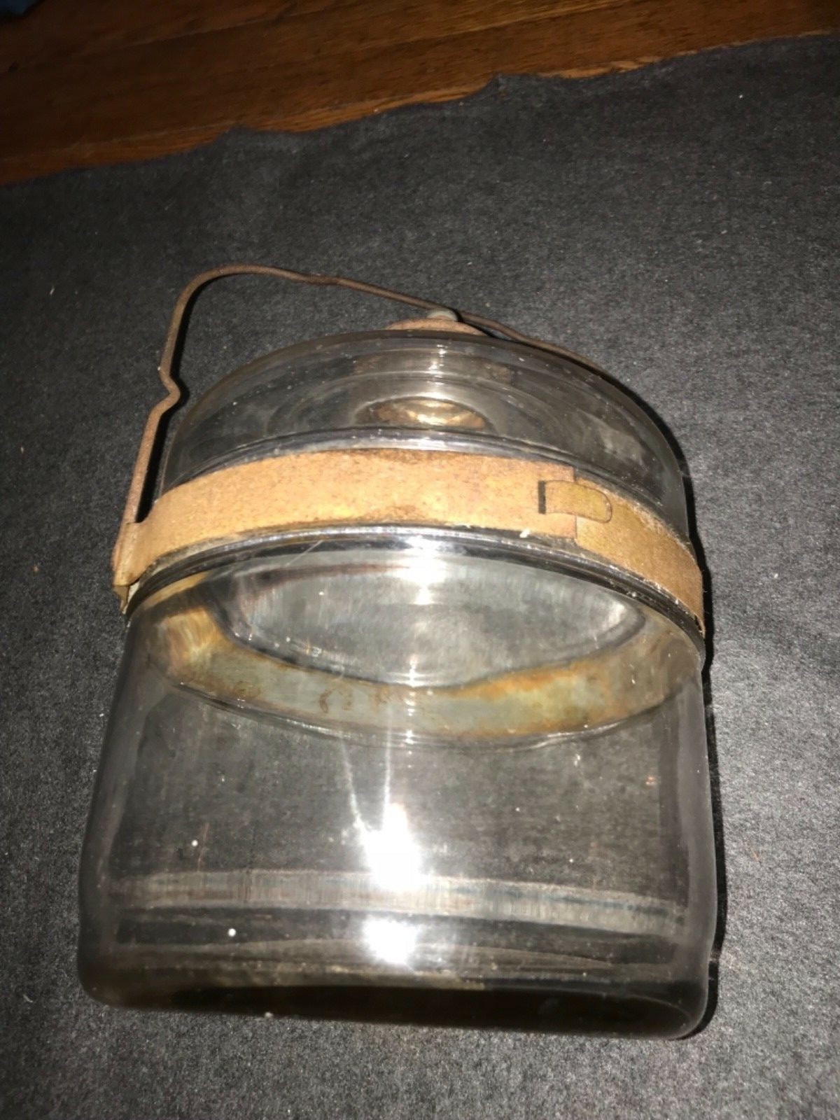 VTG KEROSENE GLASS TANK JUG   for heaters stoves very good cond