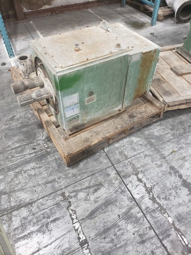 Cincinnati Milacron 90mm Twin Screw Extruder Gearbox / Output Box