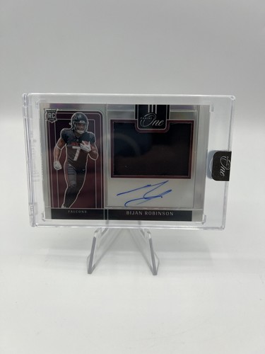 ハカン・チャルハノール PANINI 自筆サイン auto パッチ 2023 2023 Panini Absolute Bijan Robinson /10 RPA Rookie Quad