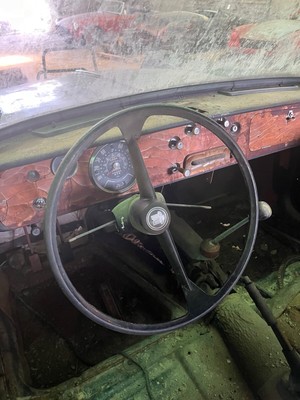 image 4 of interior
