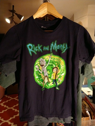 Rick and Morty 海外公式品・ピンク×イエロー　Mサイズ　Tシャツ 楽天市場】rick and morty（メンズファッション）の通販