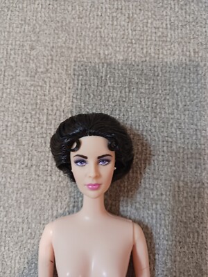 ELIZABETH TAYLOR NUDE  BARBIE THAT WOULD BE LOVELY FOR OOAK...W/STAND