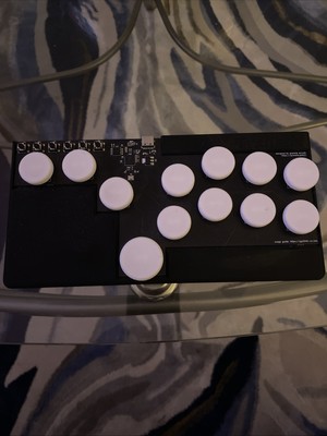 leverless hitbox type arcade controller