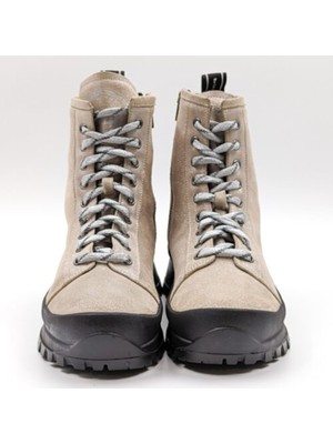 P448 Женские бежевые блестящие кожаные ботильоны Denise на платформе 1-1/2 размера с круглым носком 37