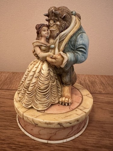 美女と野獣　HARMONY KINGDOM BEAUTY AND THE BEAST Harmony Kingdom Walt Disney World
