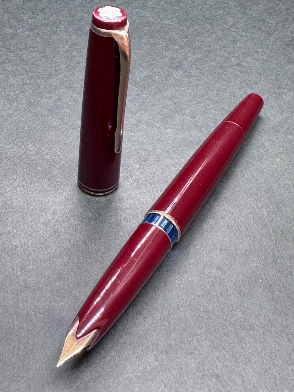 MONTBLANC 万年筆 NO.320 ボルドー EF 585 K14 ケース