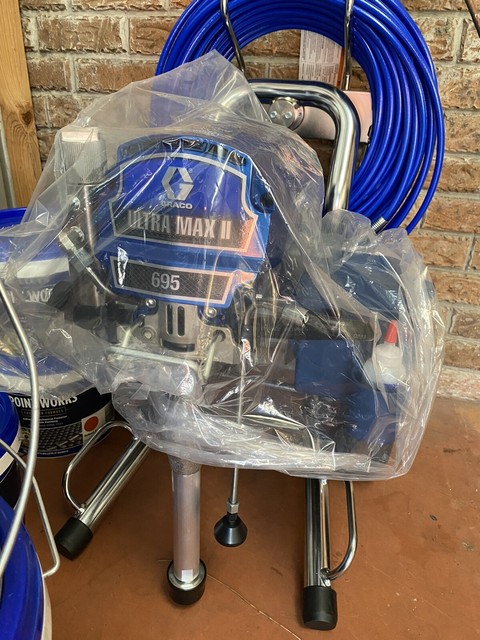 Brand new Graco 695 Pro Contractor airless sprayer | Miscellaneous