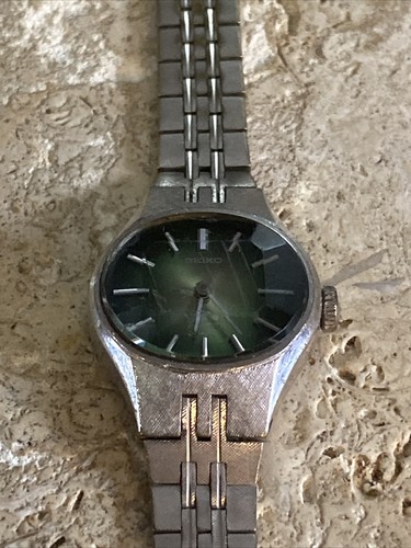 Vintage JAPAN SEIKO WATCH 1140-7140 25 JEWELS Needs Battery