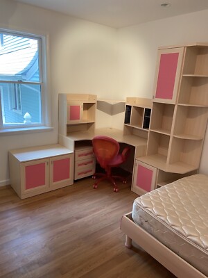 Used girls bedroom clearance set