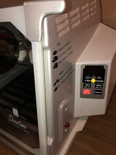 Ronco Showtime Rotisserie & BBQ Oven Model 5000 Silver With Some Accessories