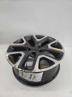Used Right Front Wheel fits: 2015 Jeep Renegade 18x7 aluminum