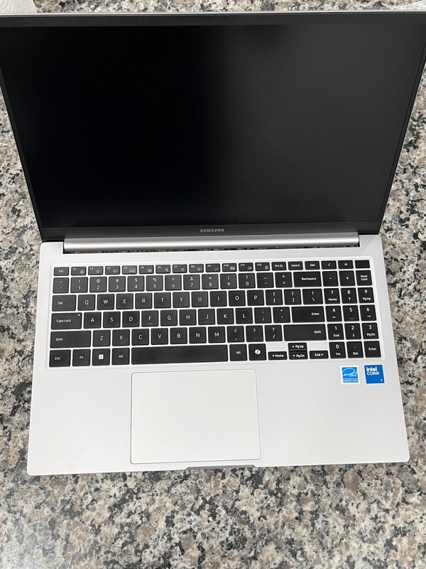 Galaxy Book4 15.6" Intel Core Ultra 7 - 512GB SSD
