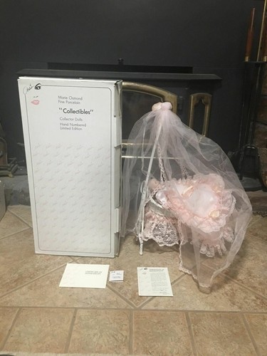 MARIE OSMOND SOPHIA WICKER BASSINET PINK CHRISTENING LIMITED EDITION LE w/ box