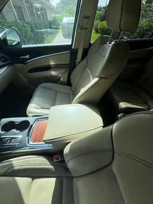 image 8 of interior