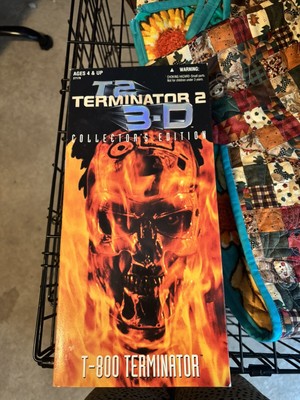 T2 TERMINATOR 2 - 3D Collector's Edition T-800 Action Figure 1997 NIB (24-415)