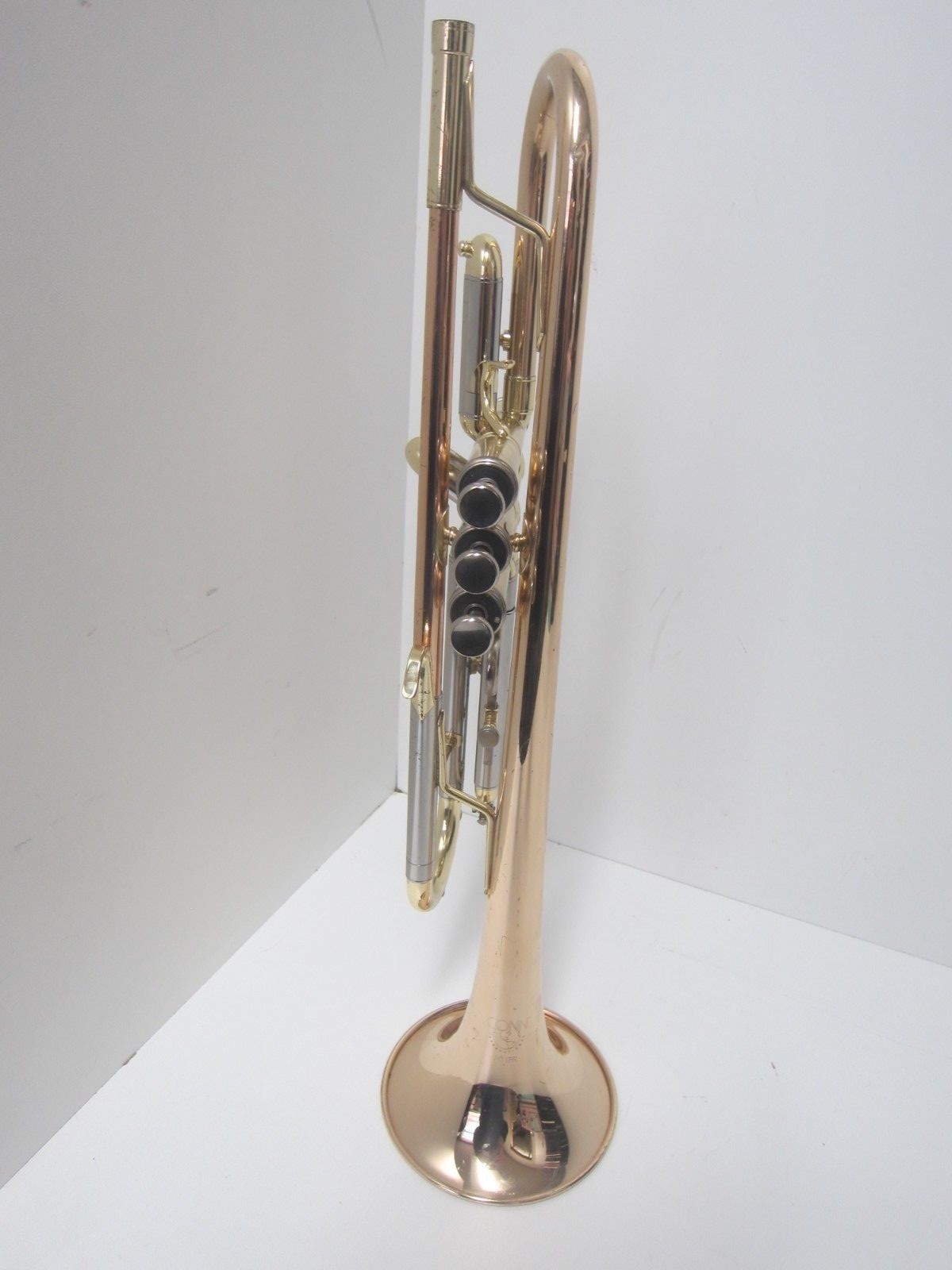 Conn International 201BR Trumpet w/ Case - Used - Fast Shipping!