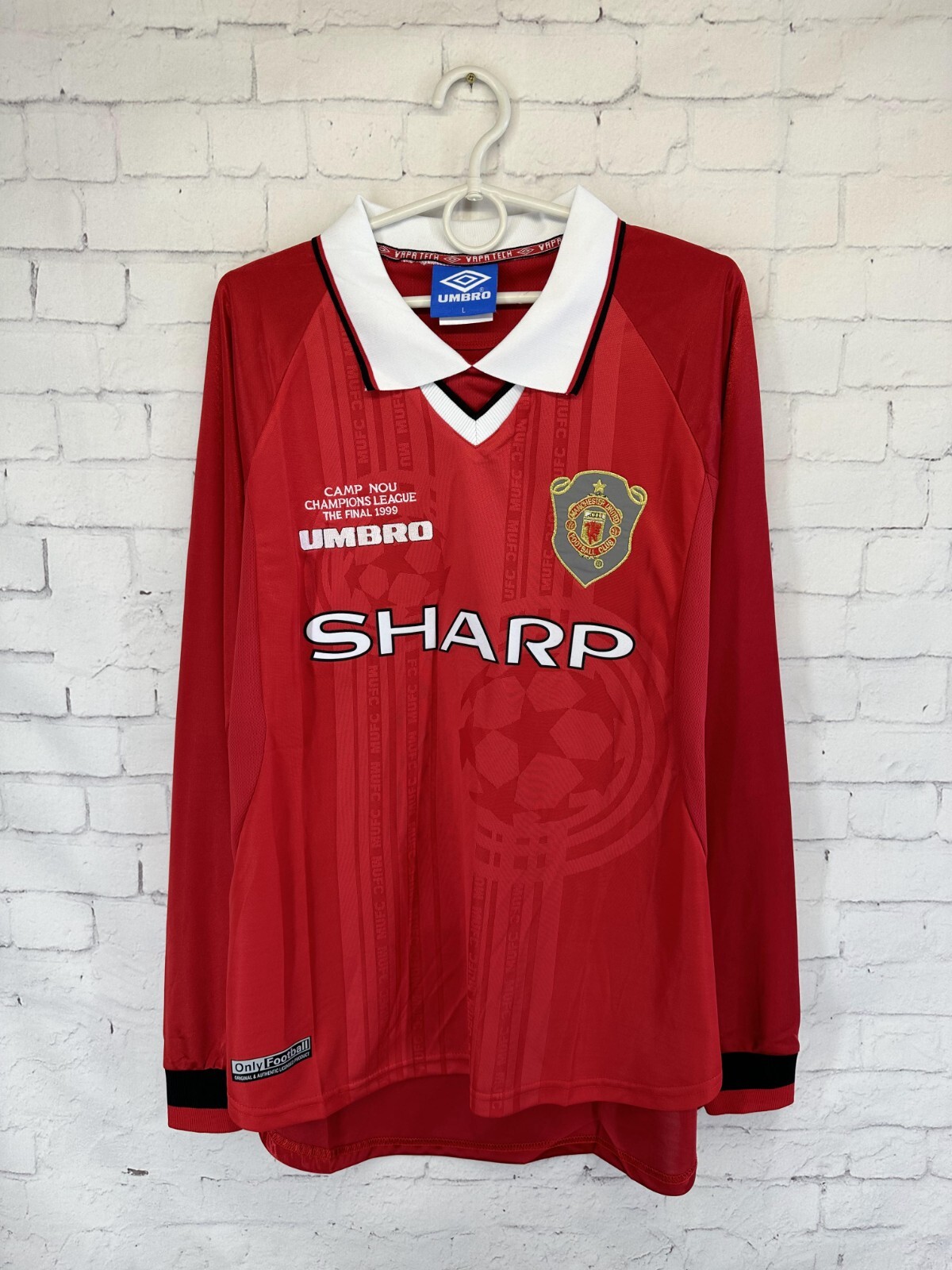 ウェア Manchester United 1999/2000 Away Uniform MANCHESTER UNITED 1999 2000 AWAY FOOTBALL SHIRT SOCCER