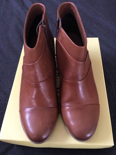 wide ankle boots australia