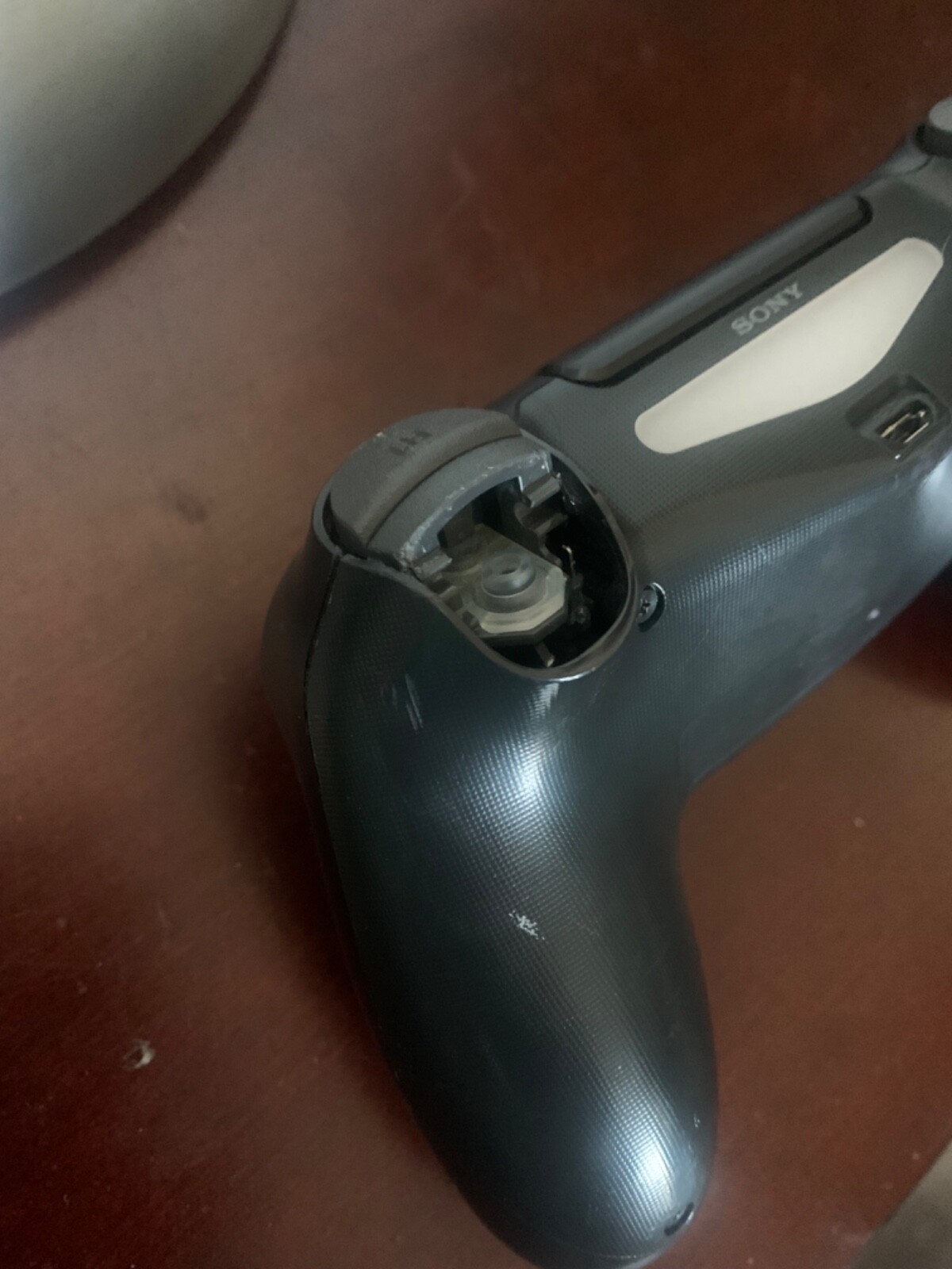 Broken Playstation 4 DualShock Wireless Controller Black PS4 Broken Playstation 4 DualShock Wireless Controller Black PS4